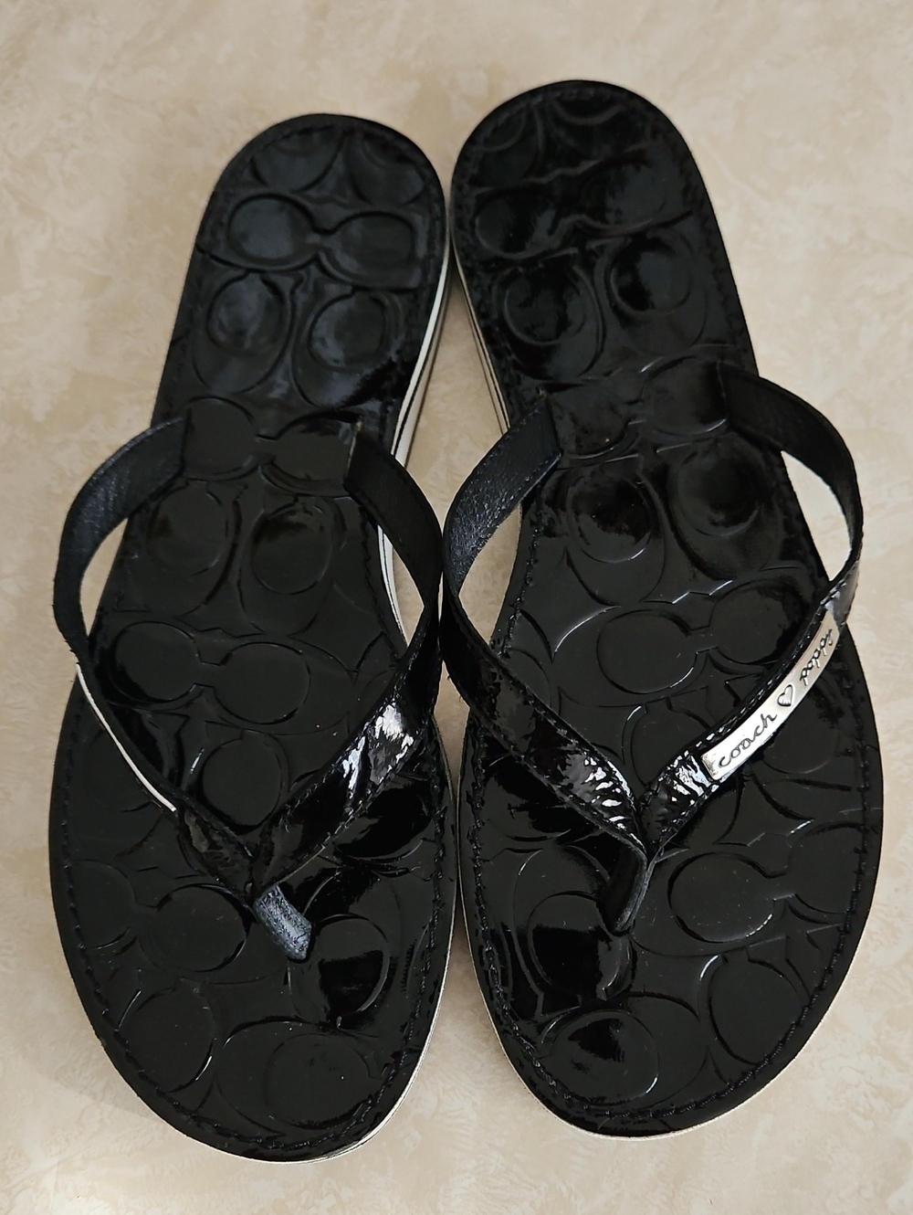 Coach Poppy Wilma Black Patent Leather Thong Flip Flops, Size 8.5B. - Picture 3 of 12